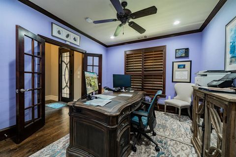 Tiny photo for 5517 Longview Street, Dallas, TX 75206 (MLS # 21083621)