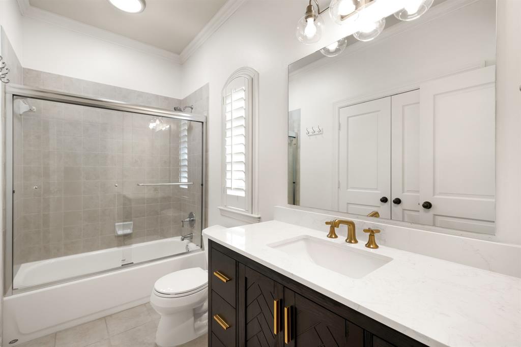 Summitt Lawn - Residential