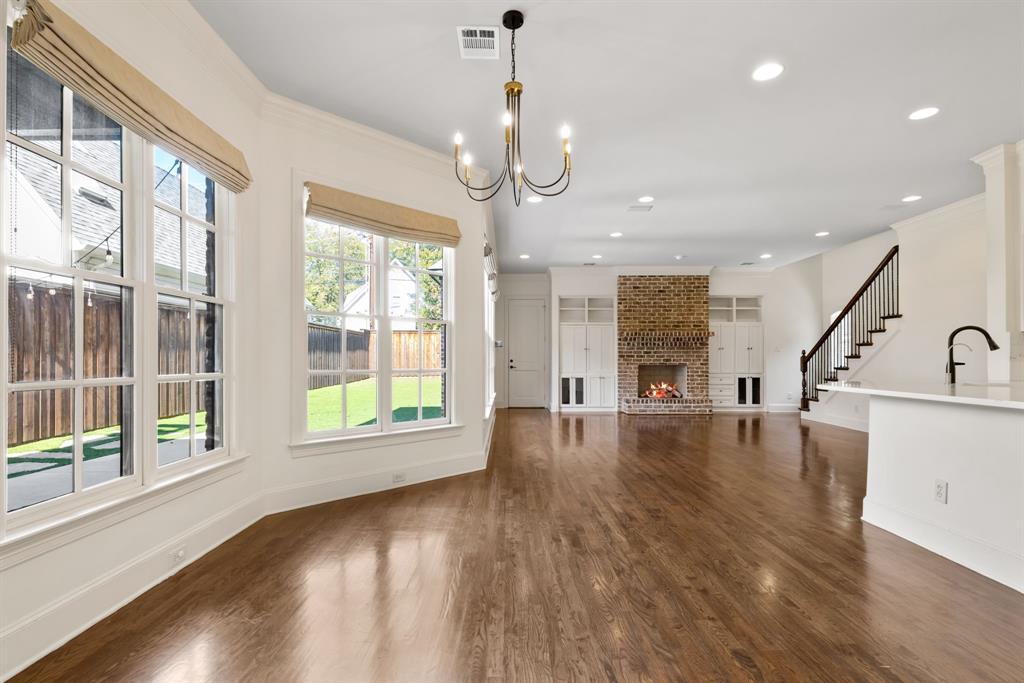 Summitt Lawn - Residential