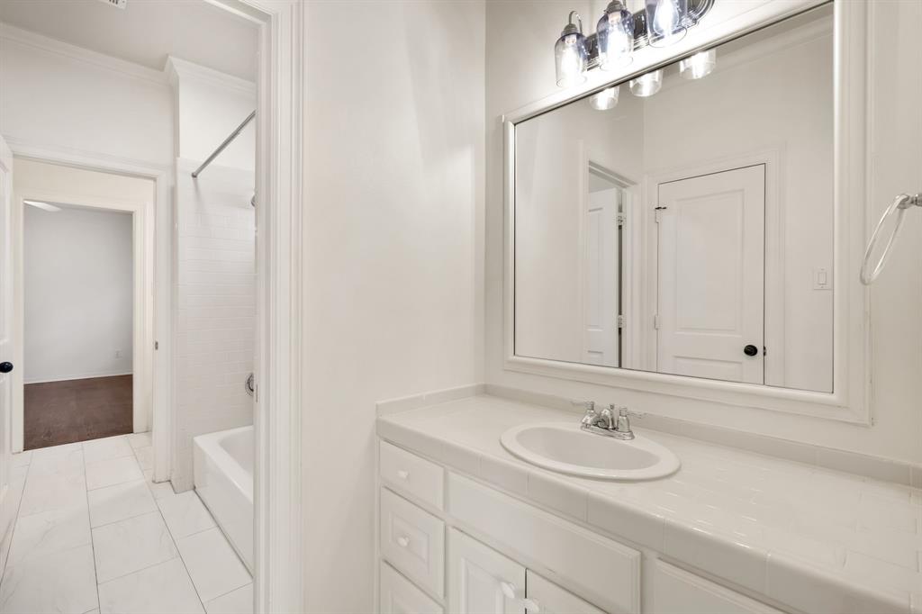 Summitt Lawn - Residential