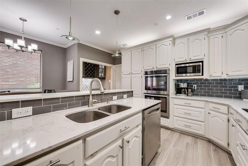 17060 Upper Bay Road