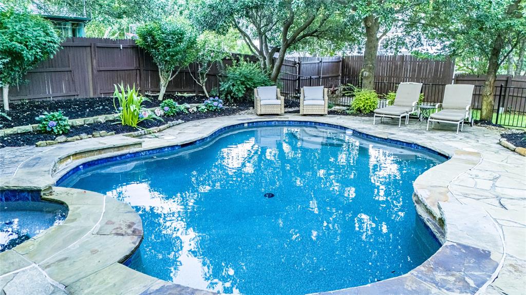 204 Swallow Drive