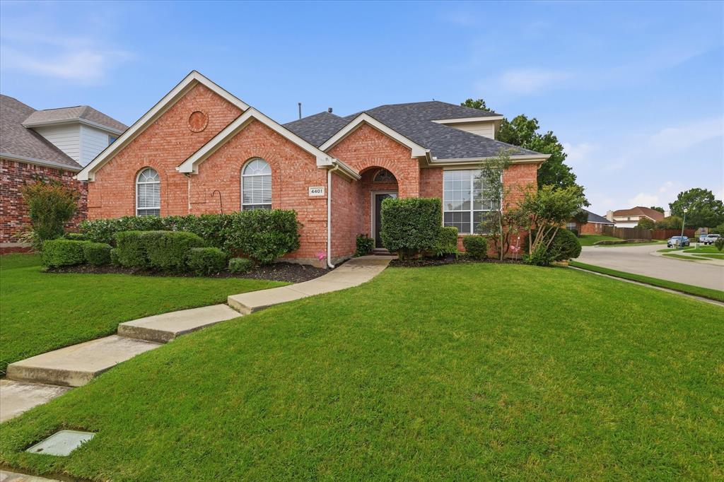 4401 Lakeside Drive