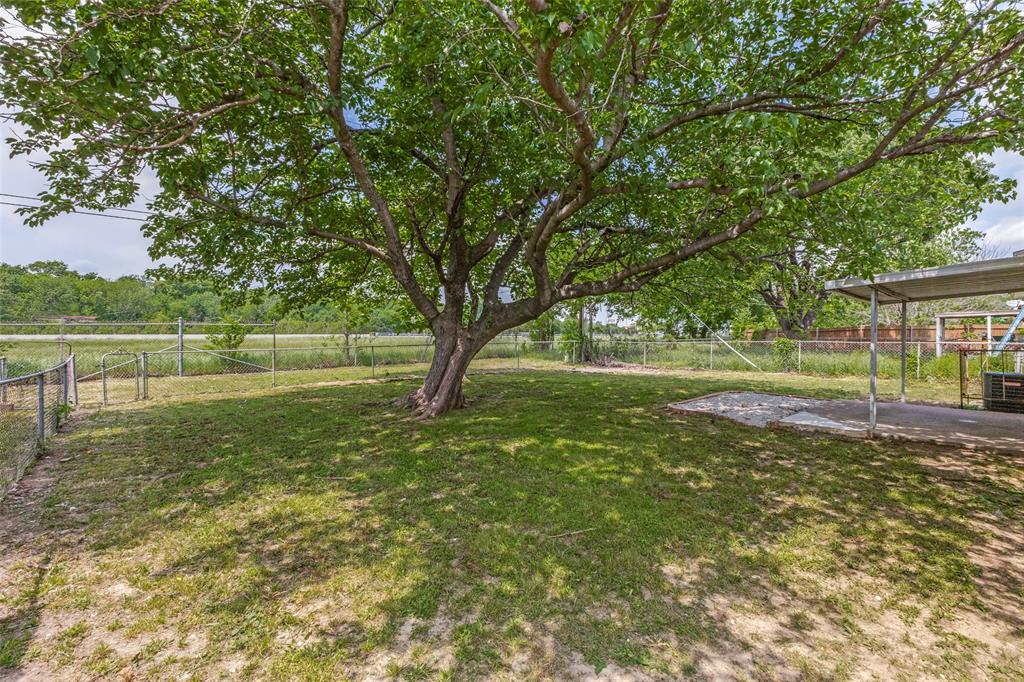 Freeway East Rev - Residential Lease