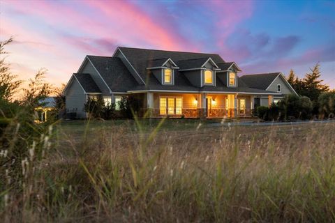 A home in Farmersville