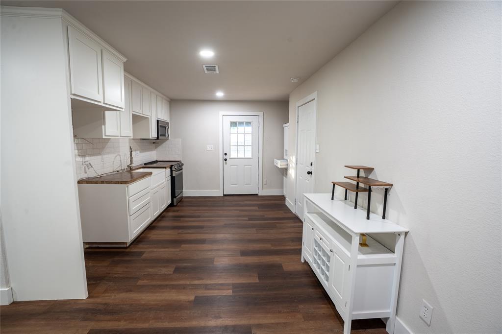 503 E Roosevelt Avenue