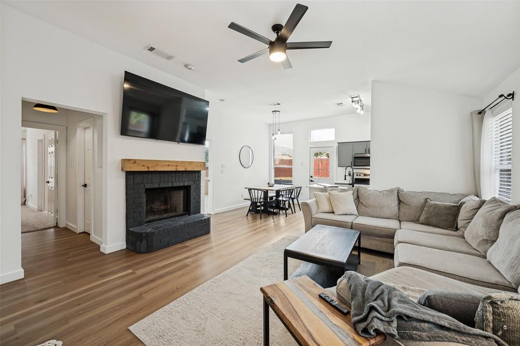 1063 Port Sullivan Drive