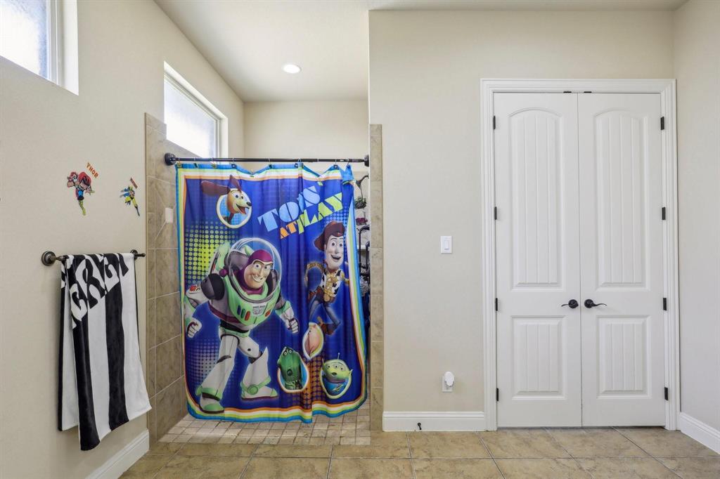 Abes Landing Ph One - Residential