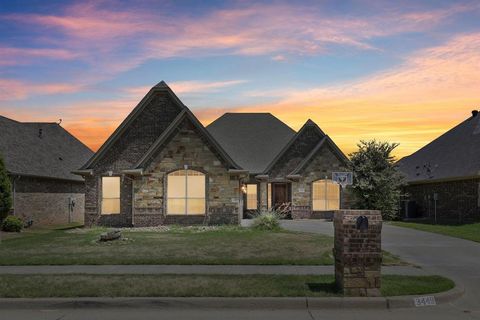 3449 Abes Landing Drive Granbury TX 76049