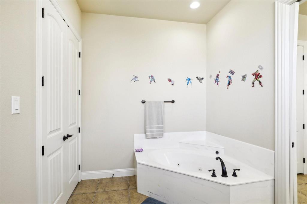 Abes Landing Ph One - Residential