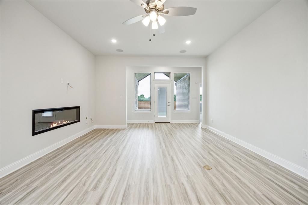 Summer Crest - Residential