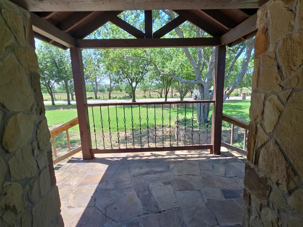 7728 County Road 915