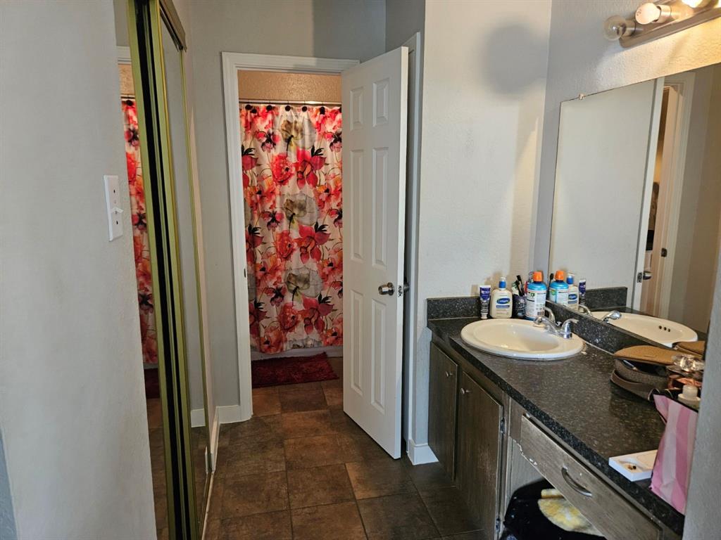 Nantucket Village - Residential