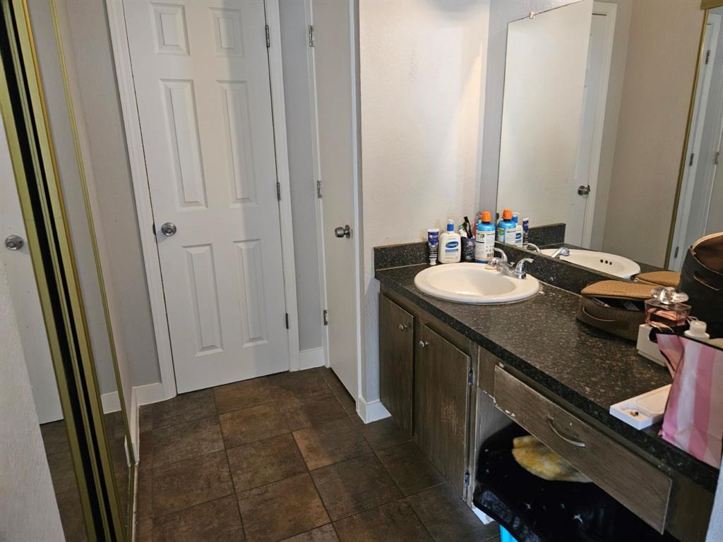 Nantucket Village - Residential