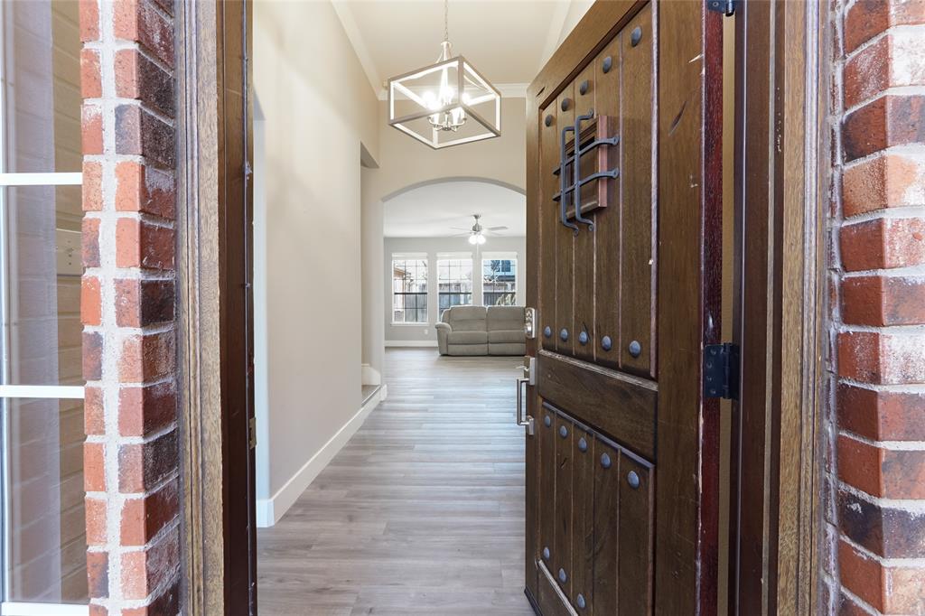 204 Village Trail