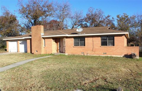 A home in Stephenville