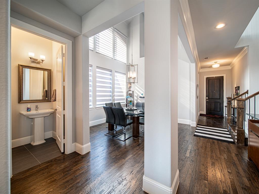 2708 Pointview Court