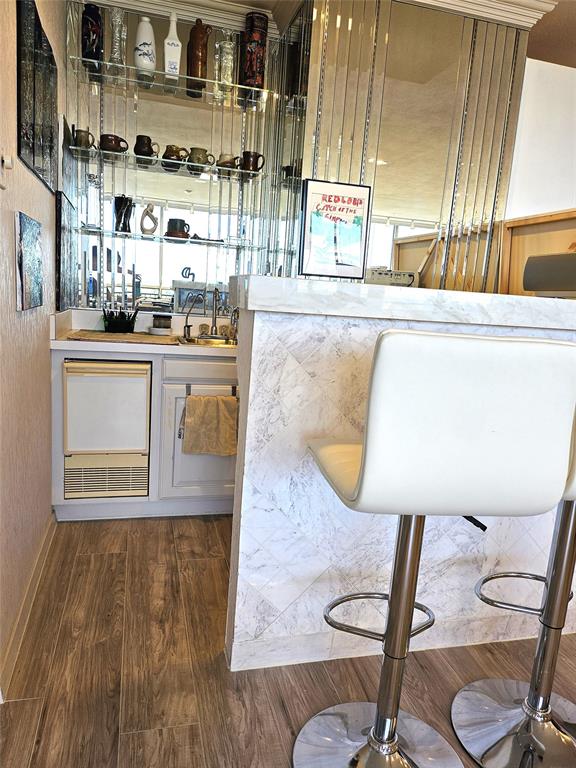 Athena Condo - Residential