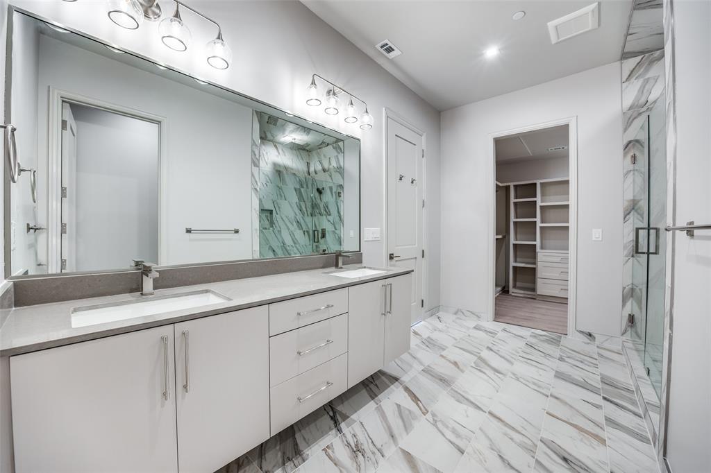 MANSFIELD R BLK C917 LTS 2-3 PT LT 4 ABND - Residential