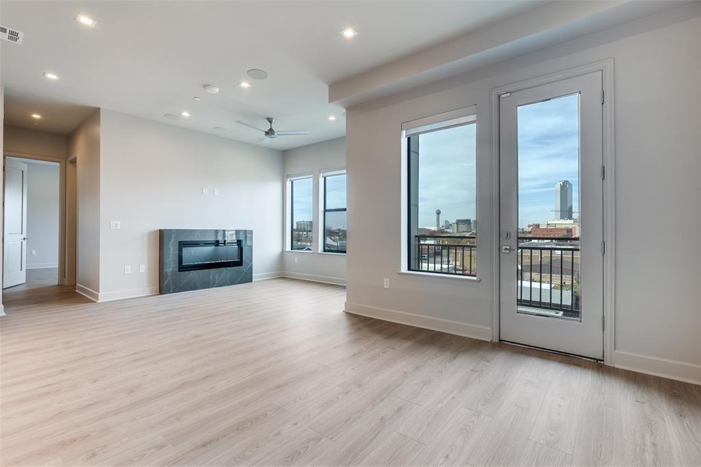 1900 S Ervay Street 512