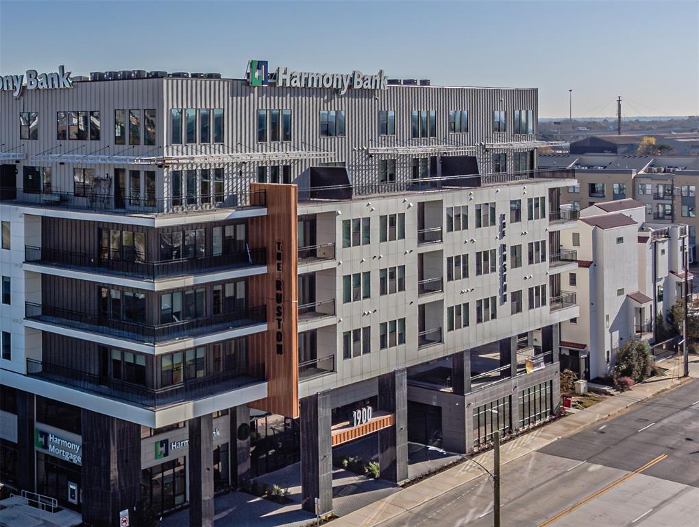 1900 S Ervay Street 512