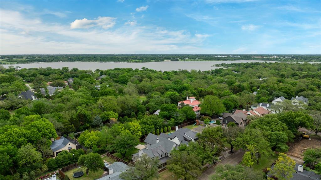 Maple Wood - Residential