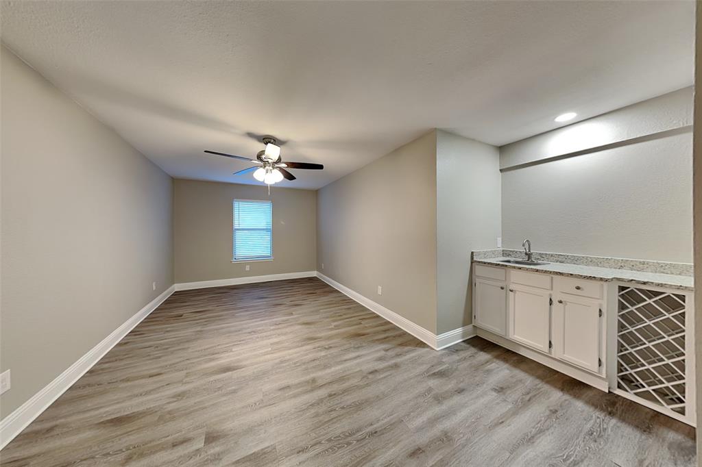 Huntington Village Ph III Add - Residential Lease