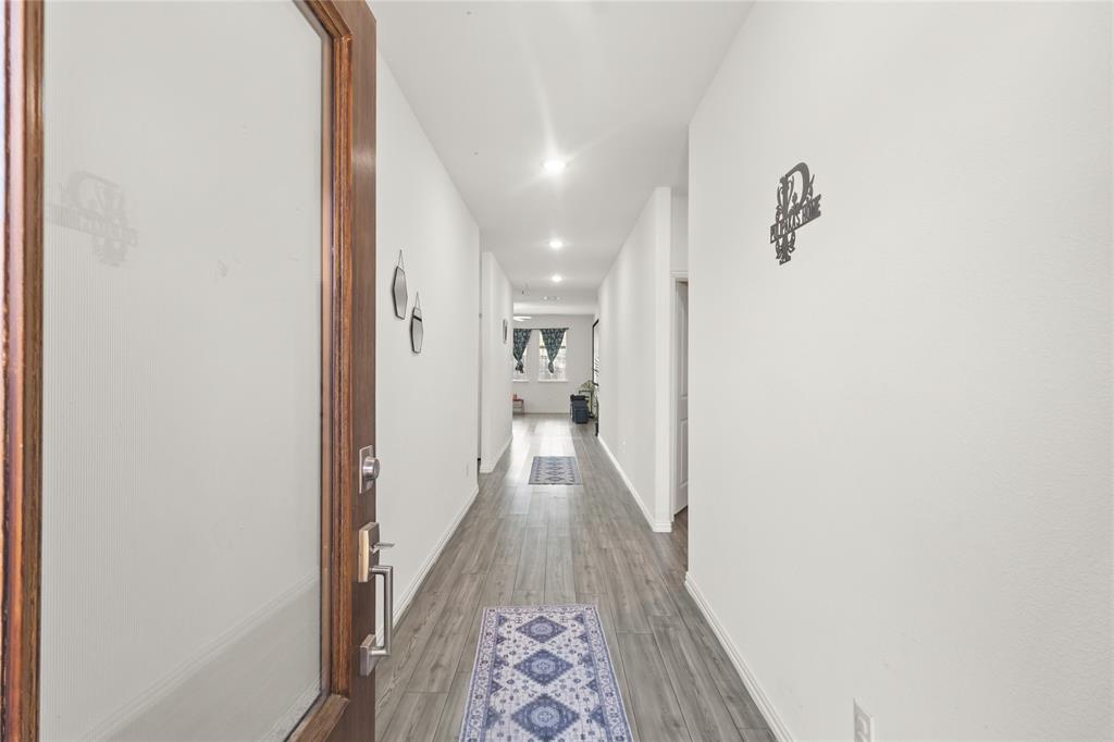 3505 Riverside Drive