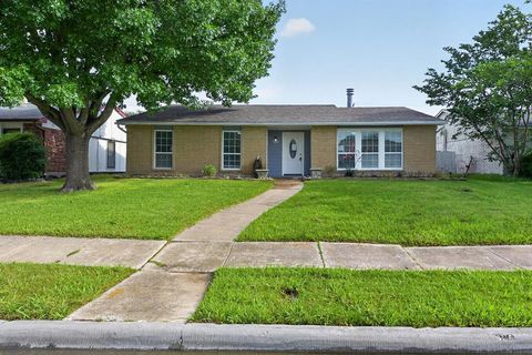 Photo of 9017 Millwood Drive, Rowlett, TX 75088 (MLS # 21267912)