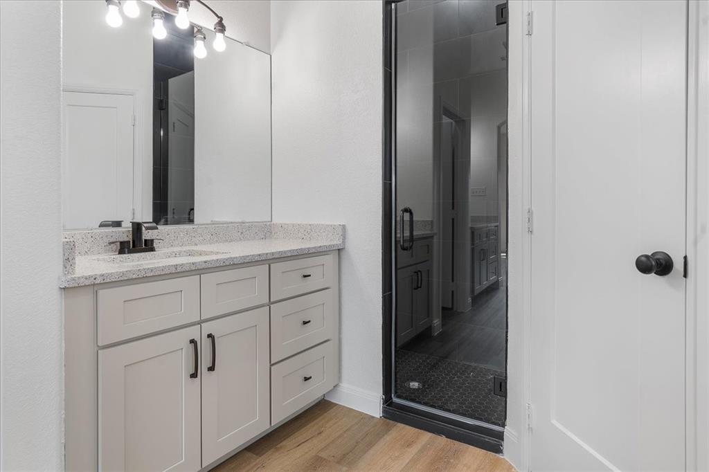 Howard W R Add - Residential