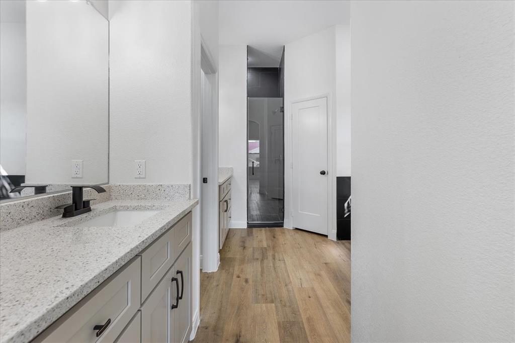 Howard W R Add - Residential