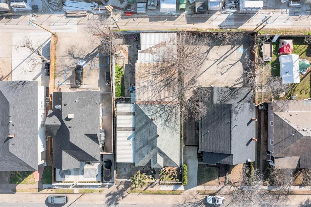 512 W 7th Street