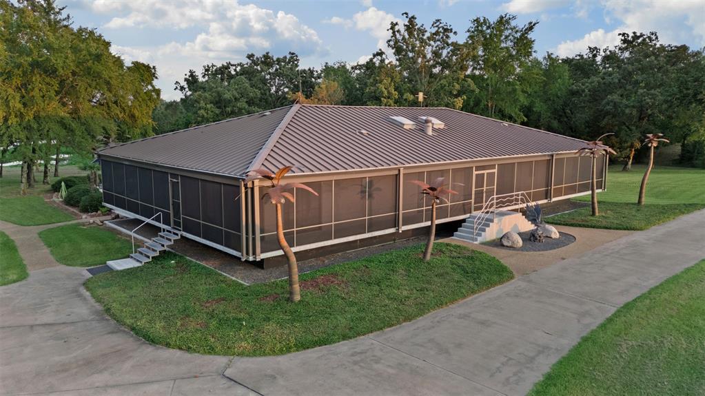 1085 County Road 1960