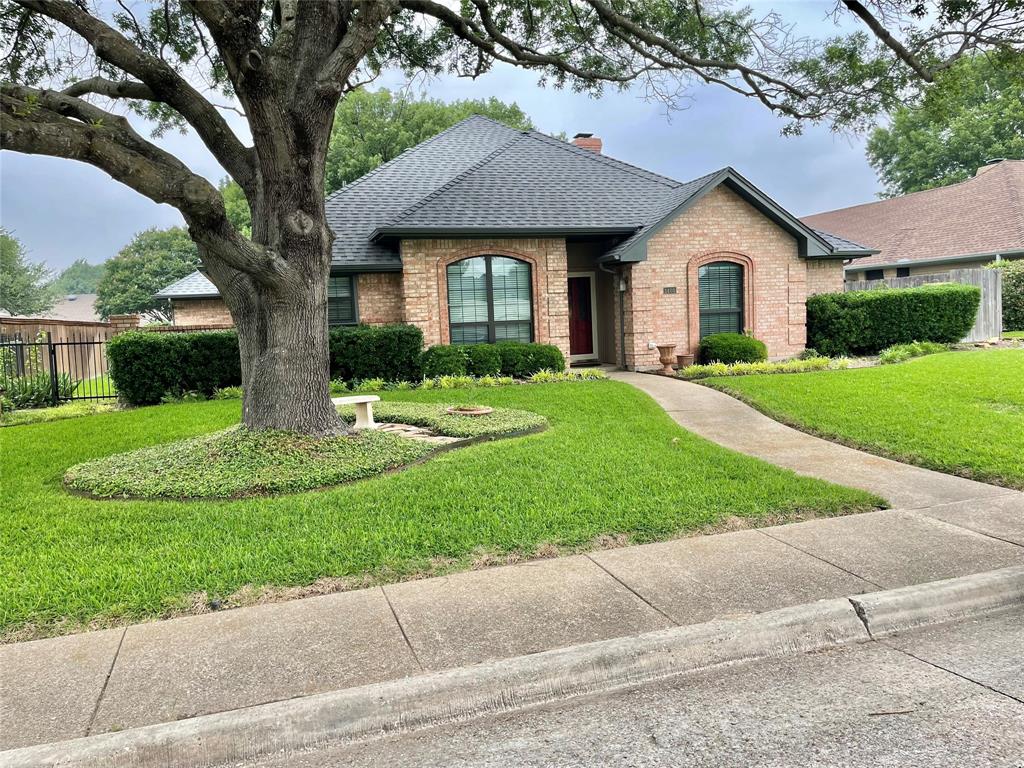 1405 Heritage Hill Drive