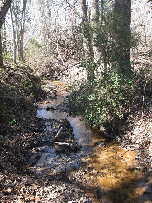 JC HUMPHRIES, SM SMITH & J WALKER - Land