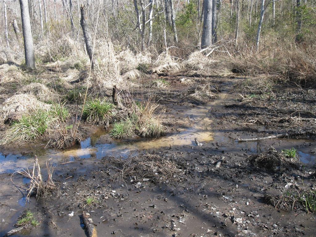 JC HUMPHRIES, SM SMITH & J WALKER - Land