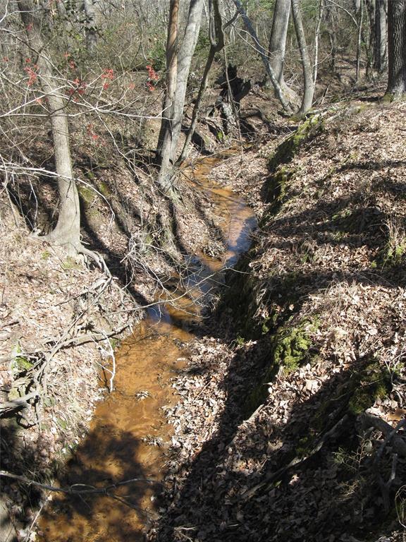 JC HUMPHRIES, SM SMITH & J WALKER - Land