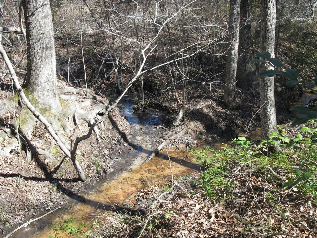 JC HUMPHRIES, SM SMITH & J WALKER - Land