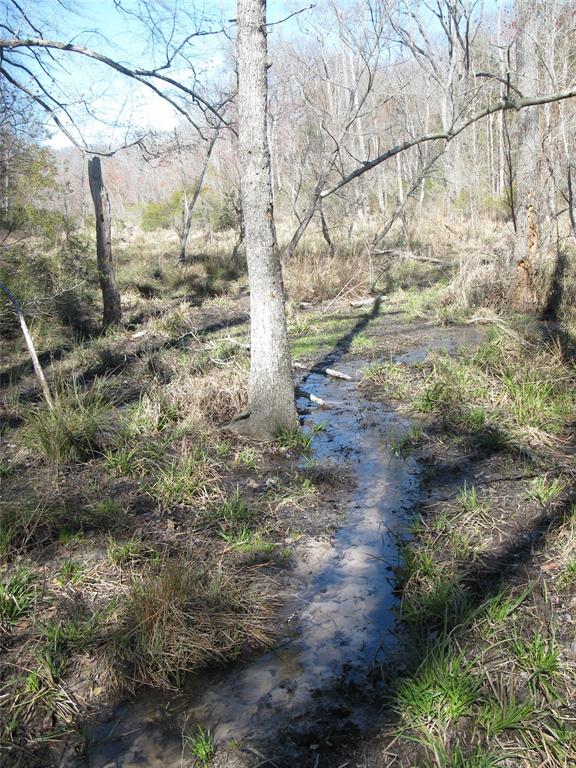 JC HUMPHRIES, SM SMITH & J WALKER - Land