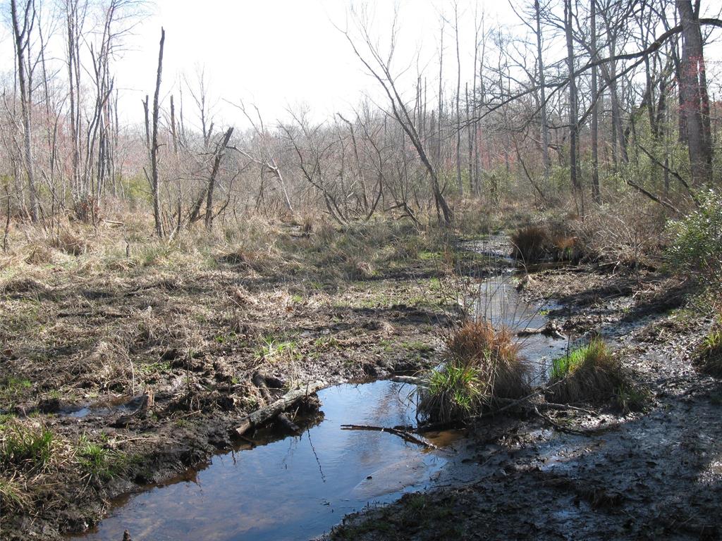 JC HUMPHRIES, SM SMITH & J WALKER - Land