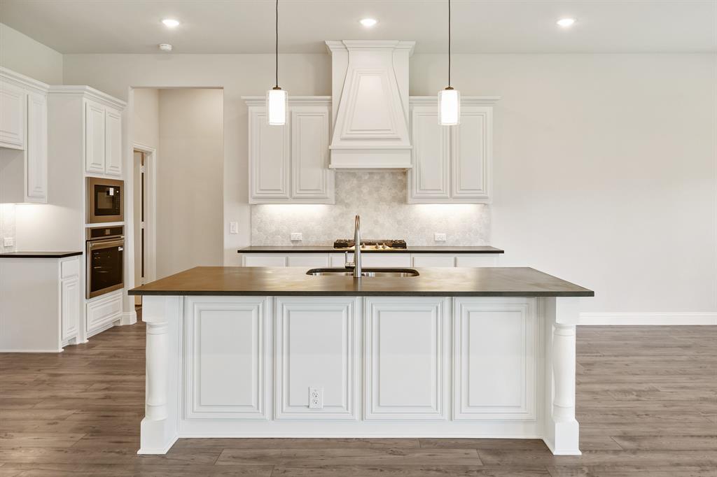 Abe's Landing - Residential