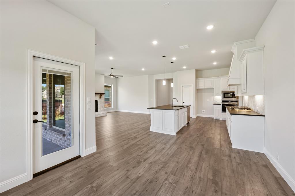 Abe's Landing - Residential