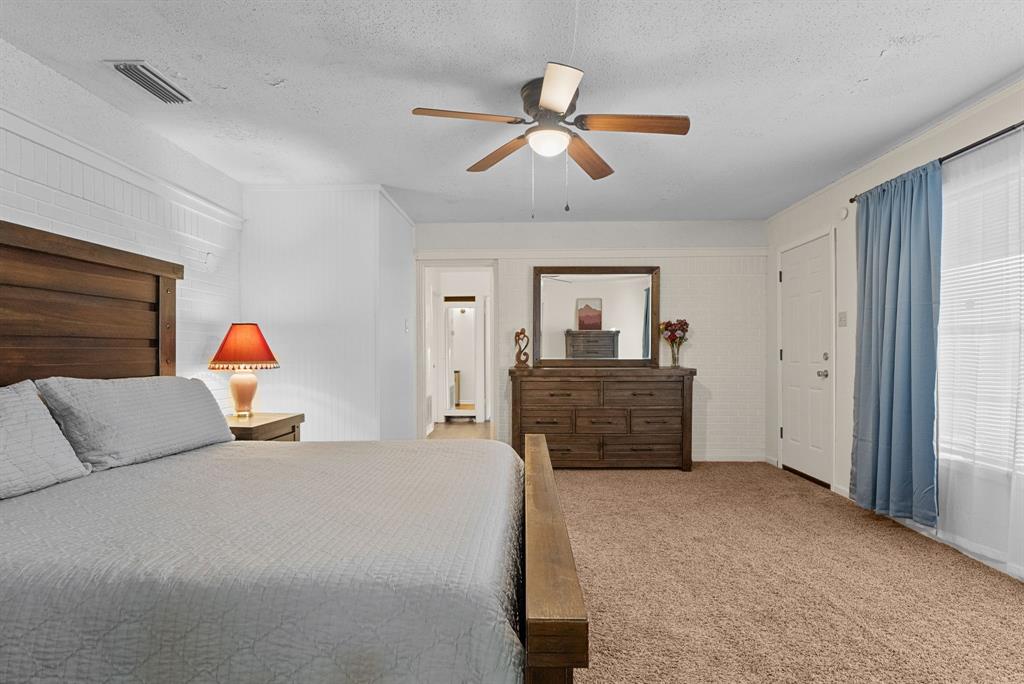 FLORES - Residential