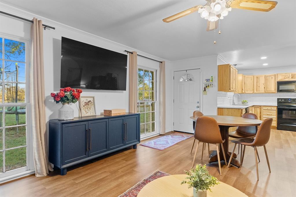 FLORES - Residential