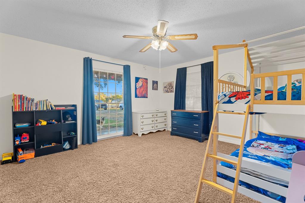 FLORES - Residential