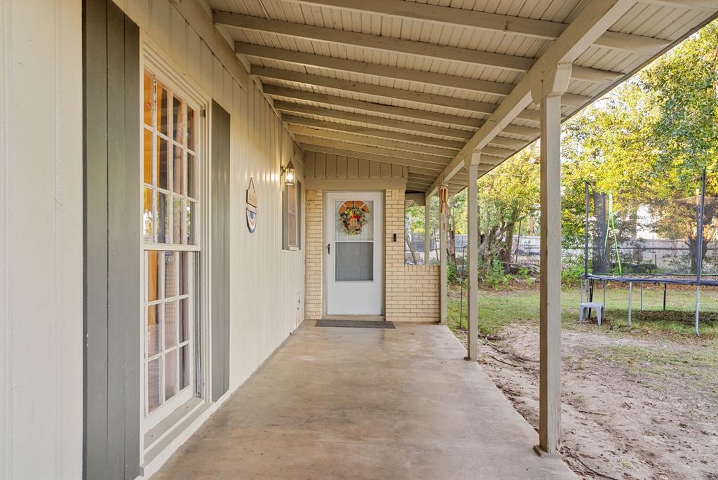 FLORES - Residential