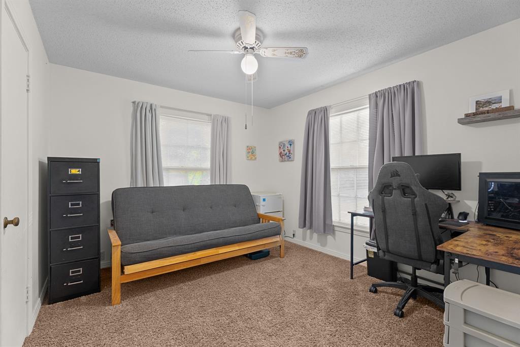 FLORES - Residential