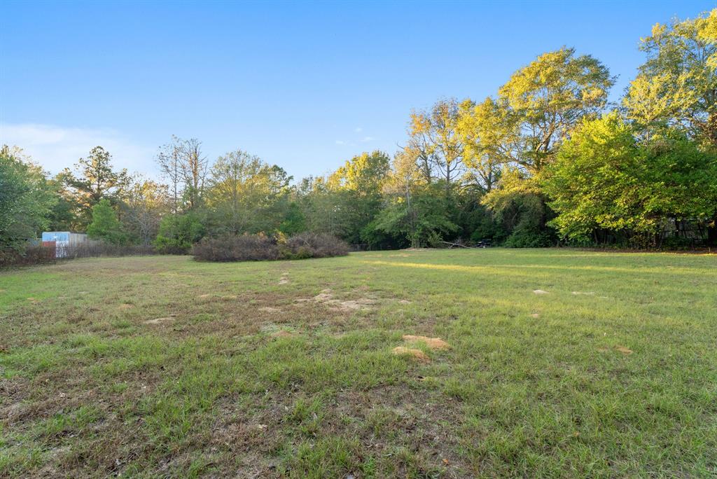 FLORES - Residential