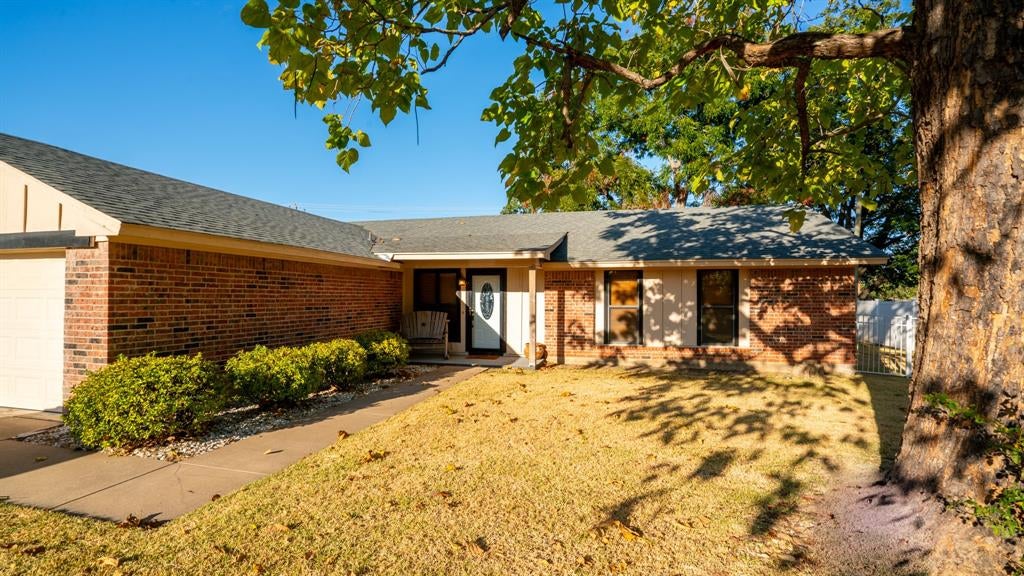 5325 Mission Circle