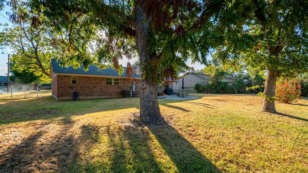5325 Mission Circle